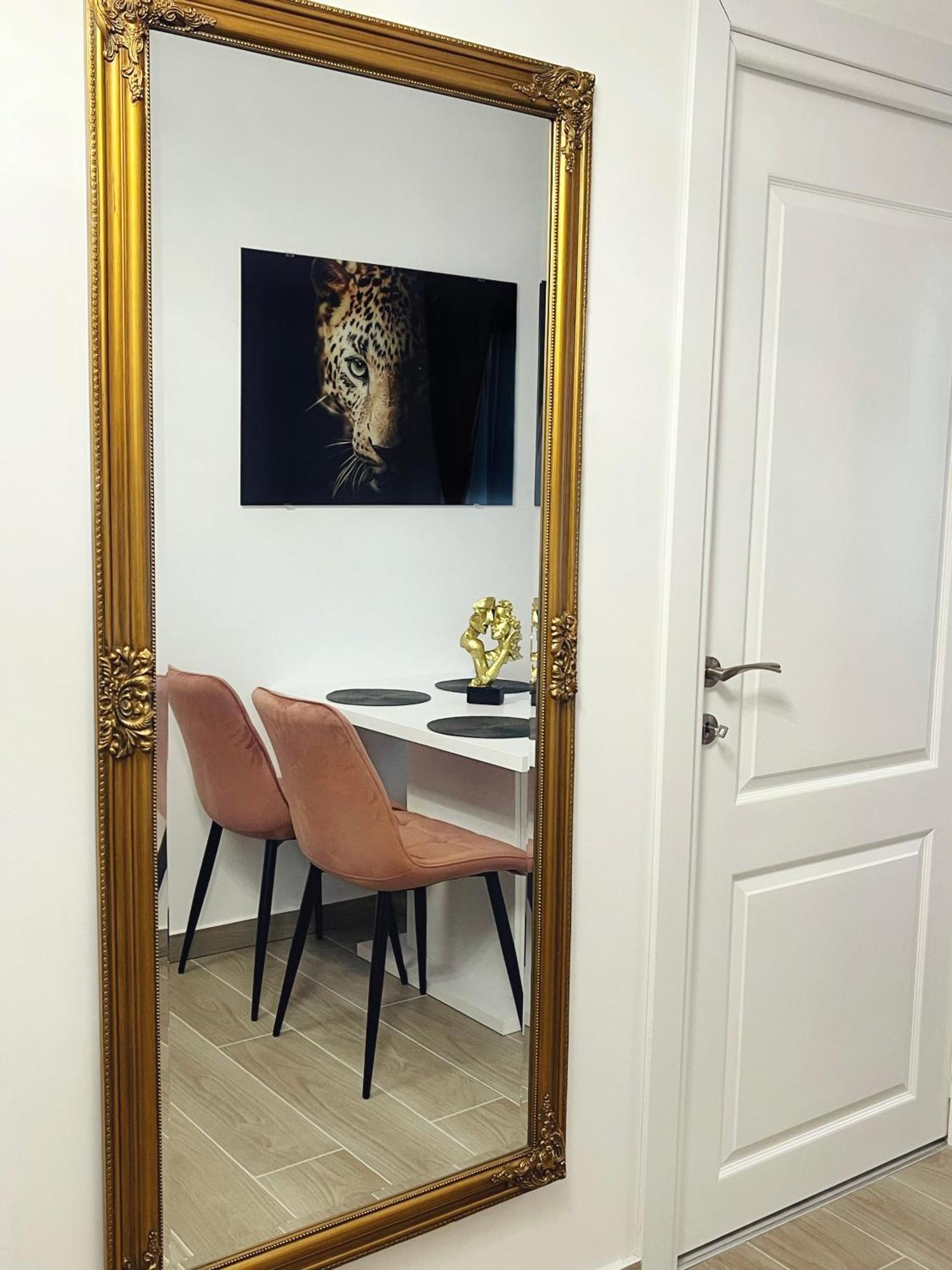 Rv Premium Apartments Arad Exterior foto